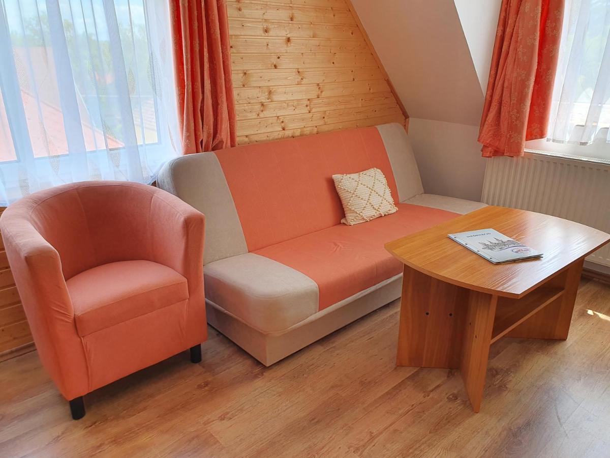 Laguna Apartmanház Hévíz Esterno foto