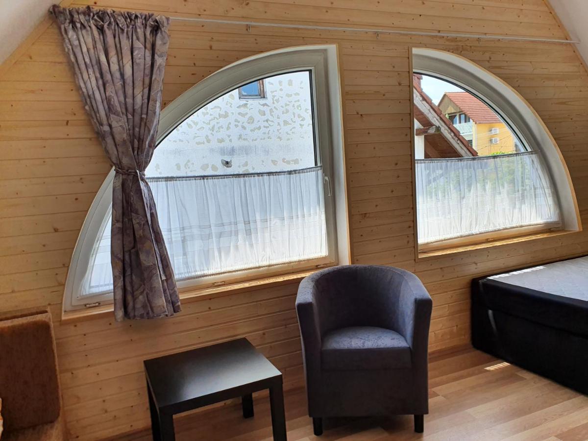 Laguna Apartmanház Hévíz Esterno foto