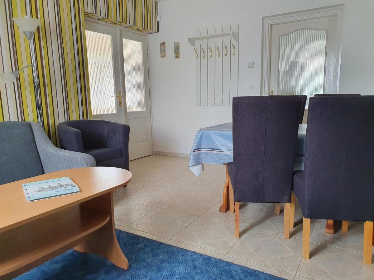 Laguna Apartmanház Hévíz Esterno foto
