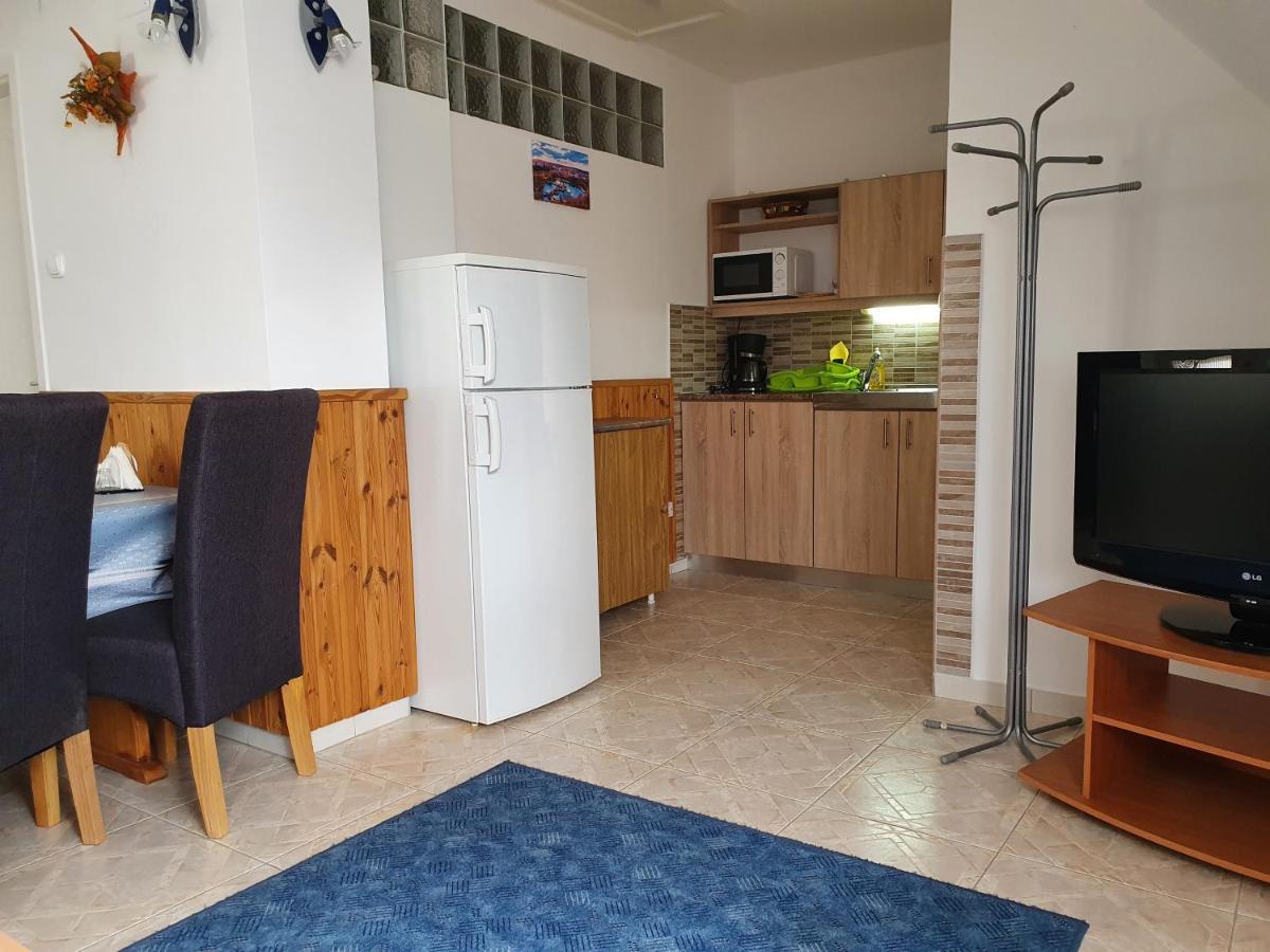Laguna Apartmanház Hévíz Esterno foto