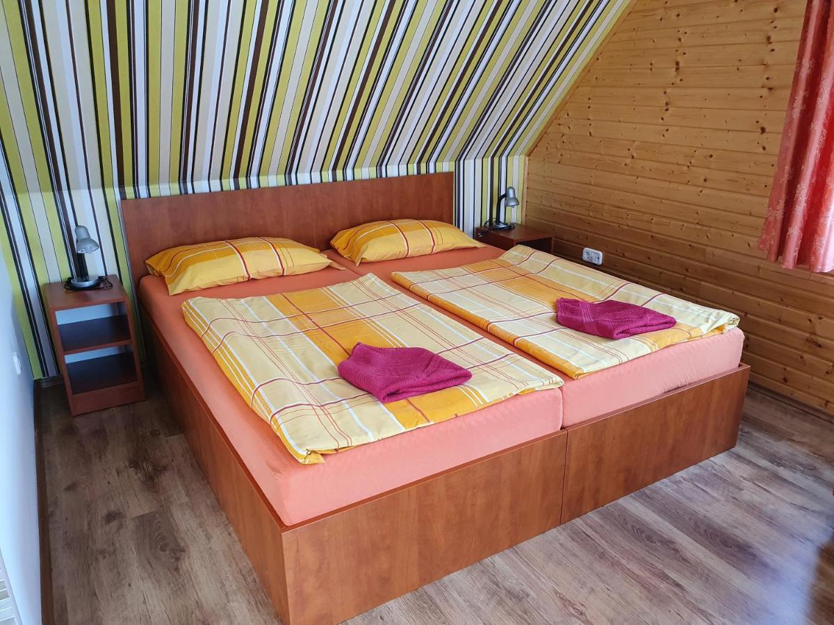 Laguna Apartmanház Hévíz Esterno foto