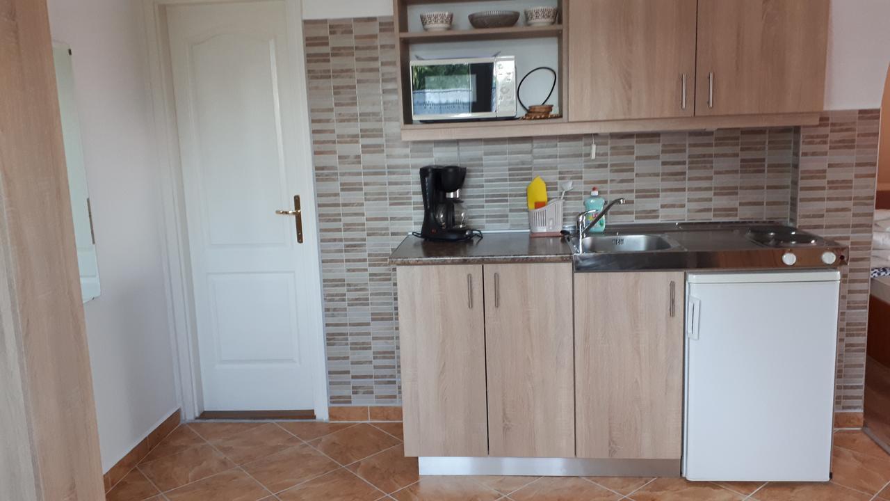 Laguna Apartmanház Hévíz Esterno foto