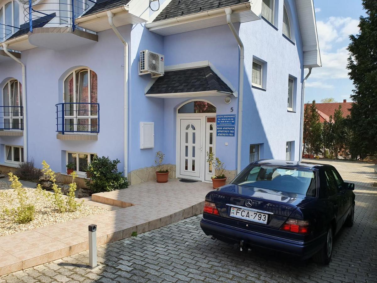 Laguna Apartmanház Hévíz Esterno foto